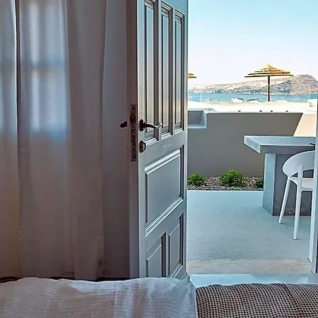 ホテル Coco-mat Santorini 3*